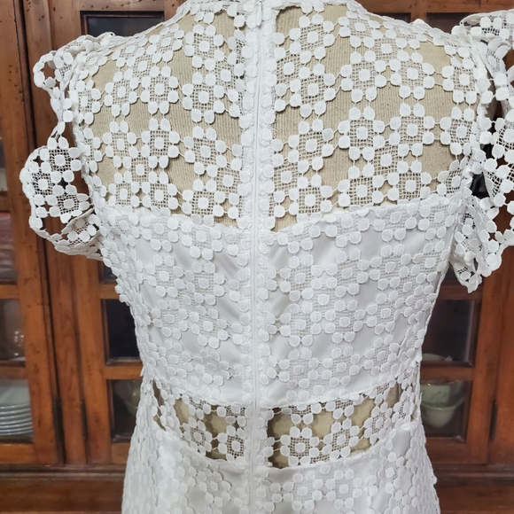 White Floral Lace Two-Piece Midi Dress - Picture 11 of 12